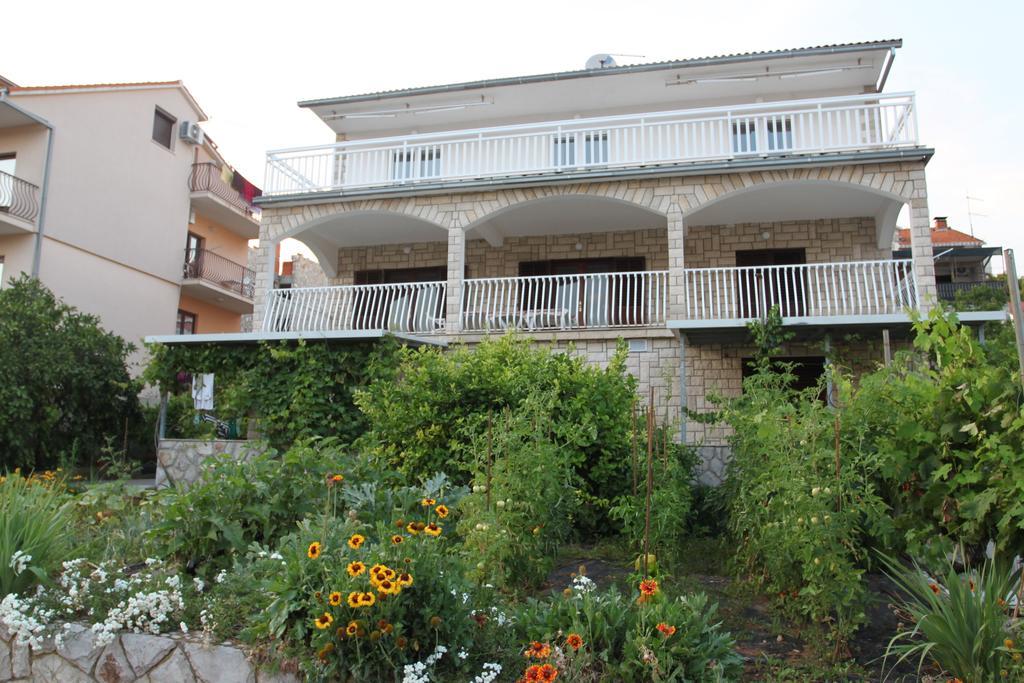 Apartments Marinko Stari Grad  Esterno foto