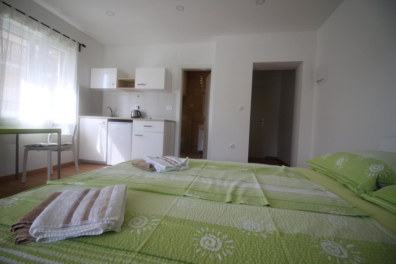 Apartments Marinko Stari Grad  Esterno foto
