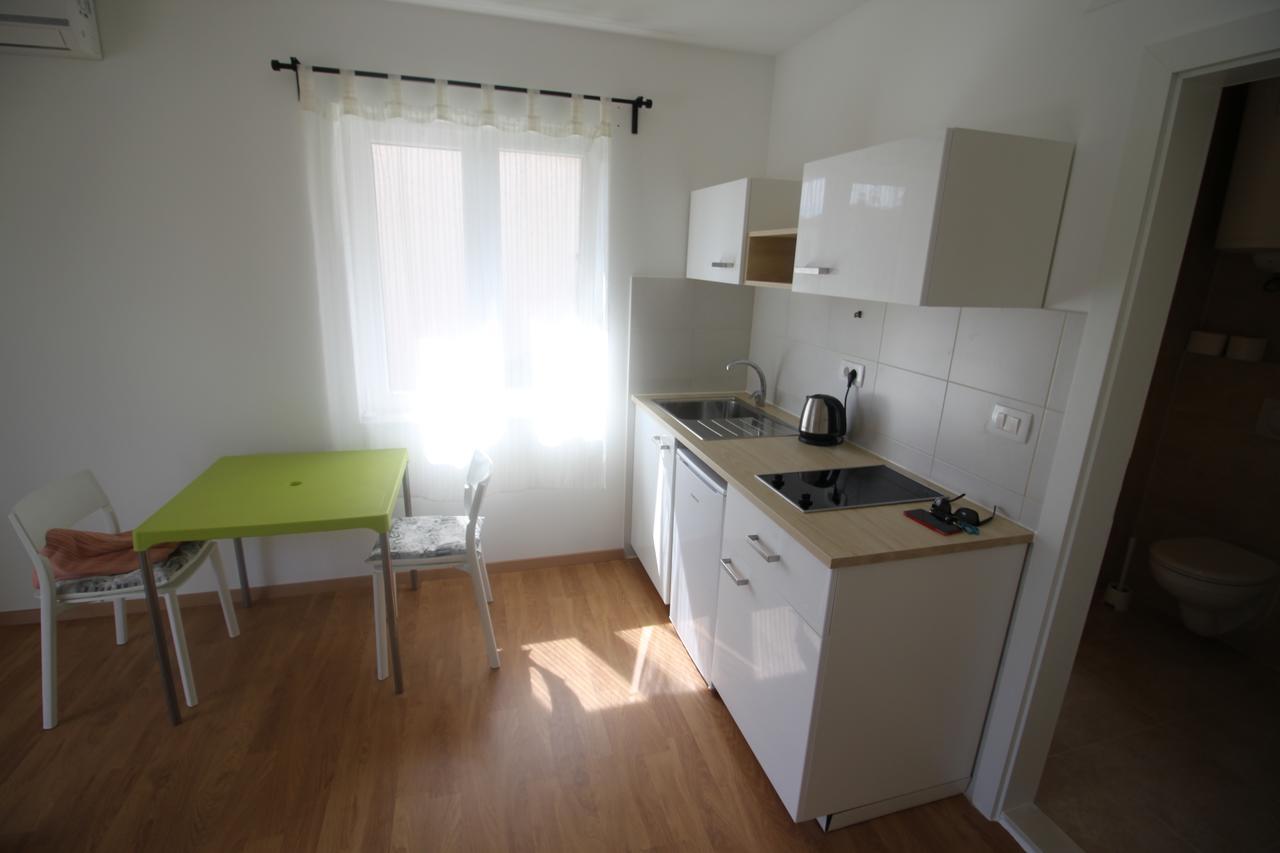 Apartments Marinko Stari Grad  Esterno foto